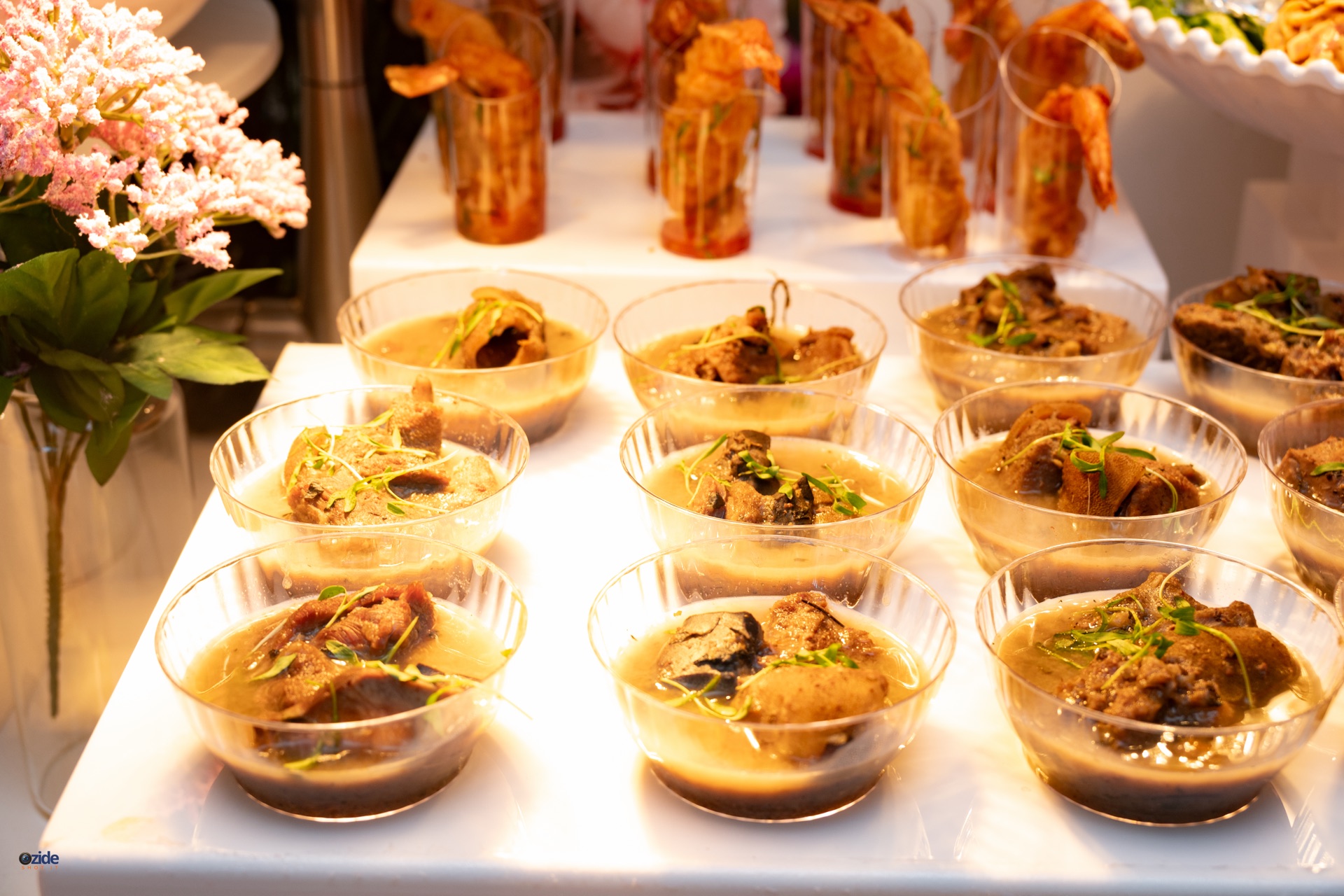 Pepper soup appetizer bowls